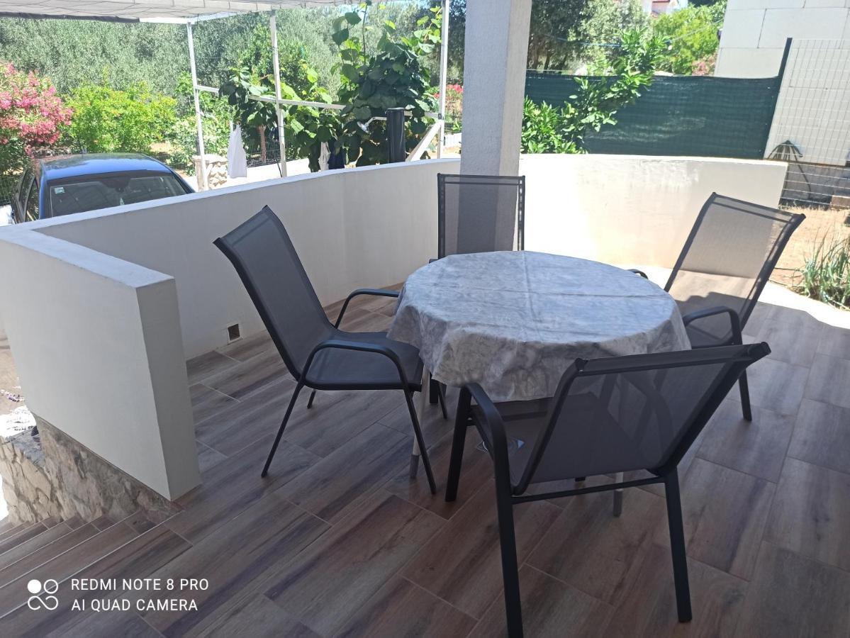 Sunce Apartman Bratkovice 1-8C Apartment ดราเช ภายนอก รูปภาพ