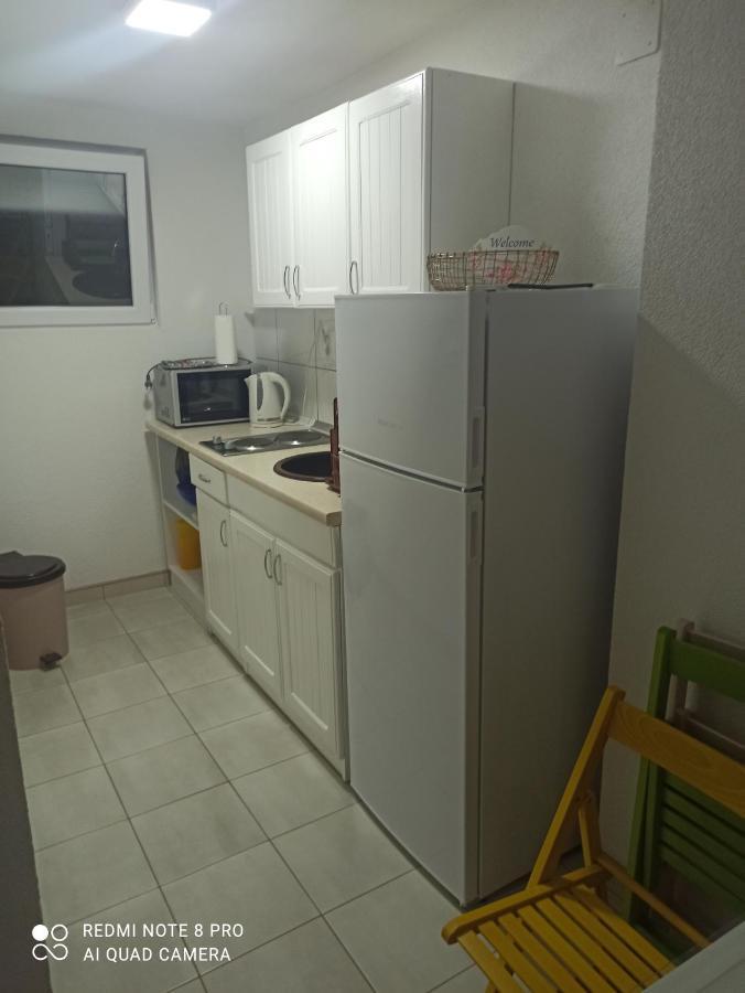 Sunce Apartman Bratkovice 1-8C Apartment ดราเช ภายนอก รูปภาพ