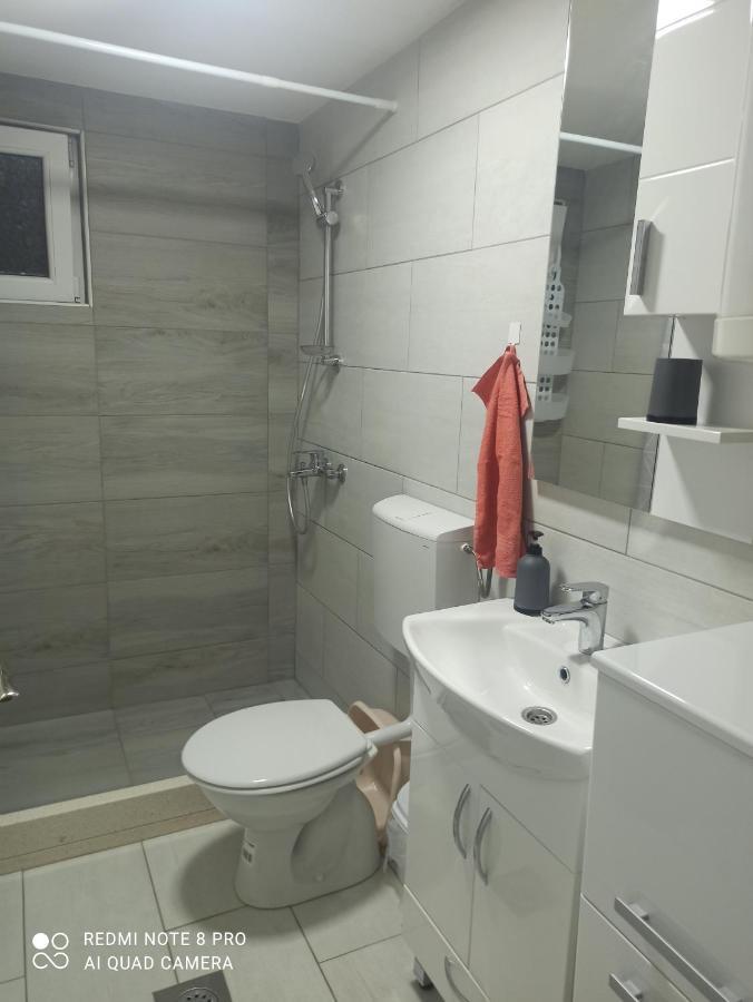 Sunce Apartman Bratkovice 1-8C Apartment ดราเช ภายนอก รูปภาพ